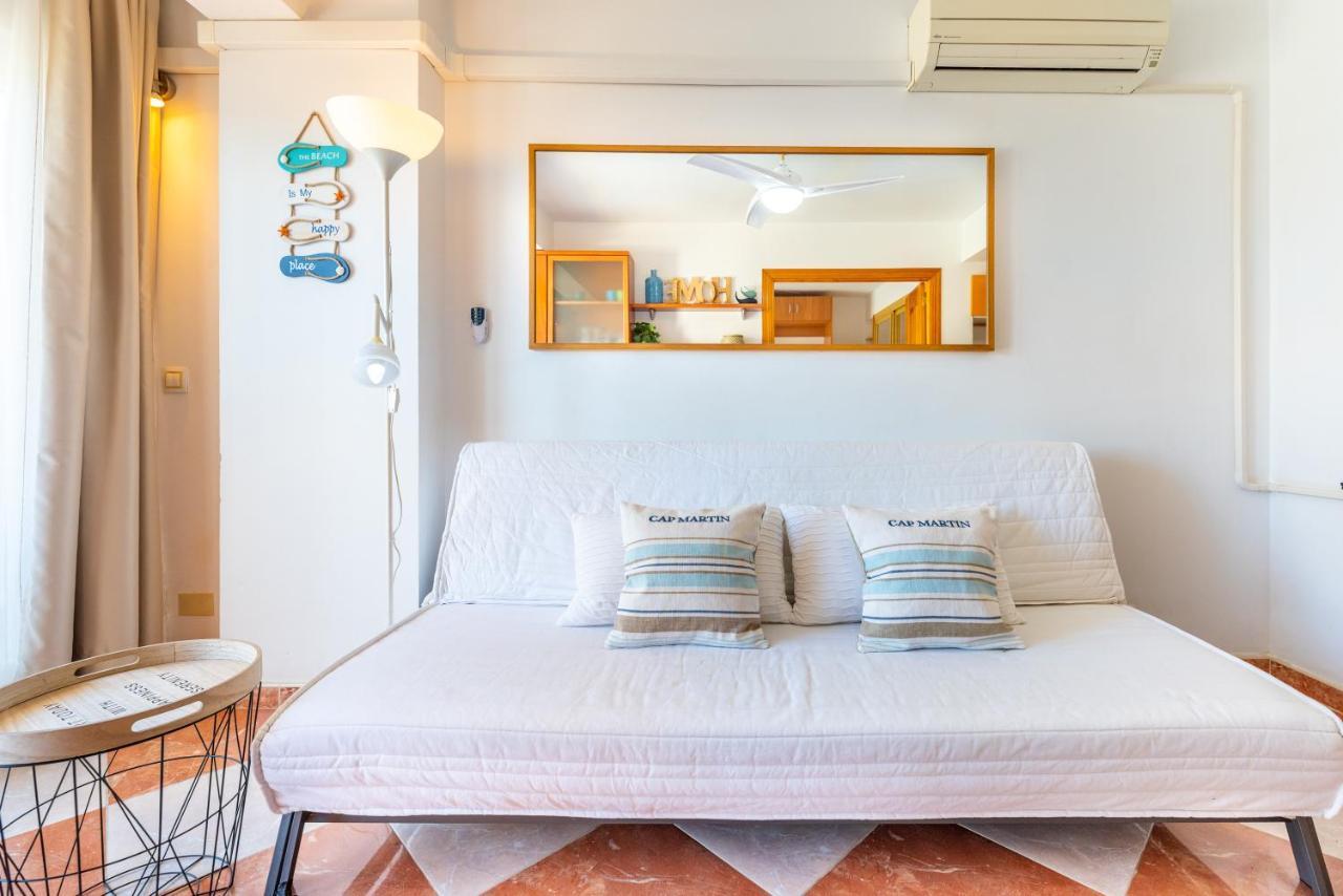 Sunny Seaside Apartment Arroyo De La Miel Esterno foto