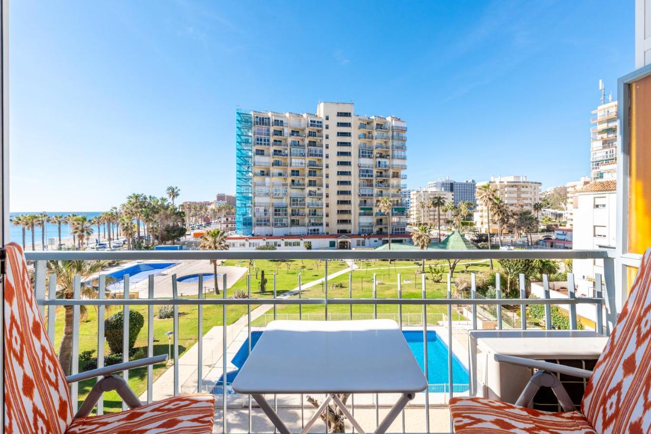 Sunny Seaside Apartment Arroyo De La Miel Esterno foto